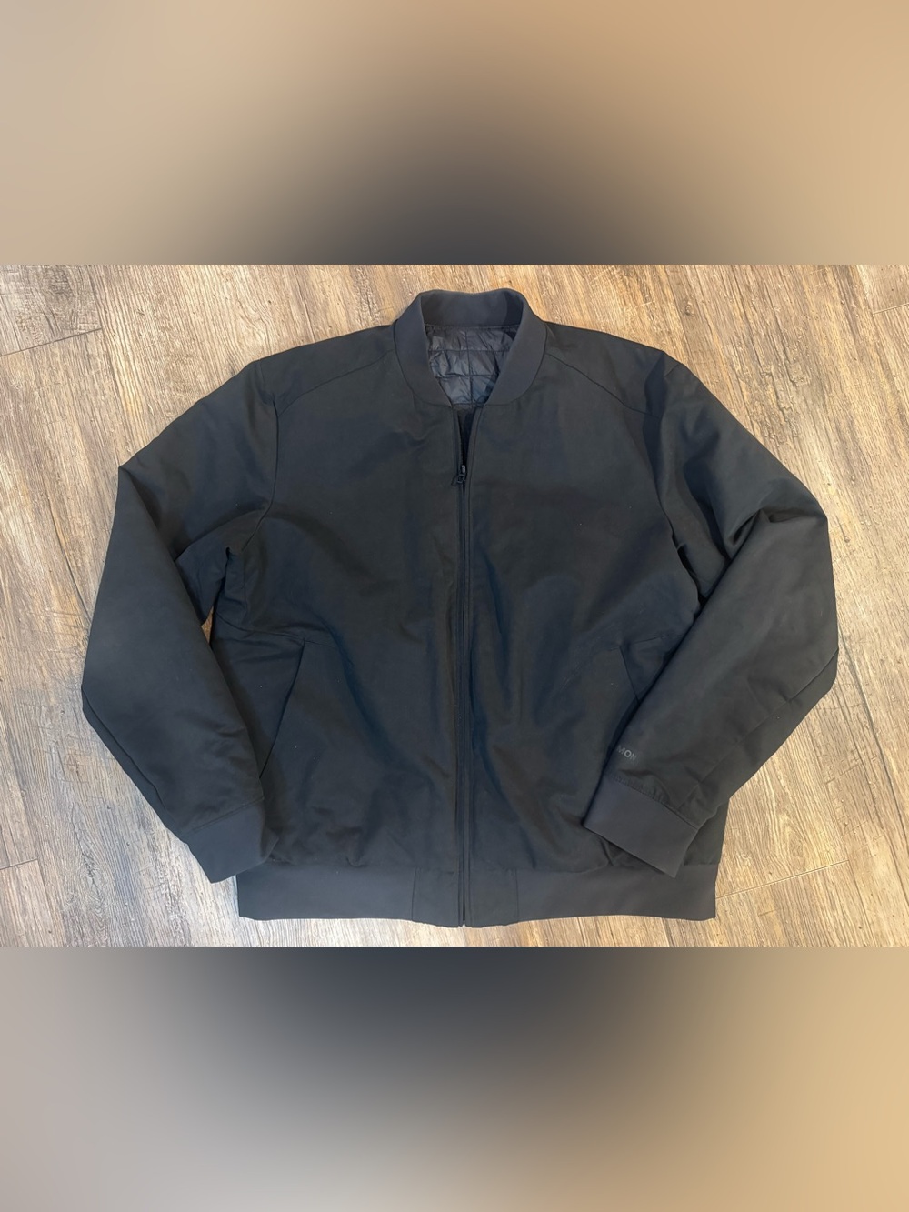 Lululemon Switch Over Reversible Bomber Jacket Sz XL Black Puffer - Picture 3 of 7
